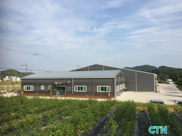 -부여 입주기업 ㈜청정테크·밤뜨래영농조합법인, 충청남도... 선정 부여 입주기업 ㈜청정테크·밤뜨래영농조합법인, 충청남도 유망중소기업 선정