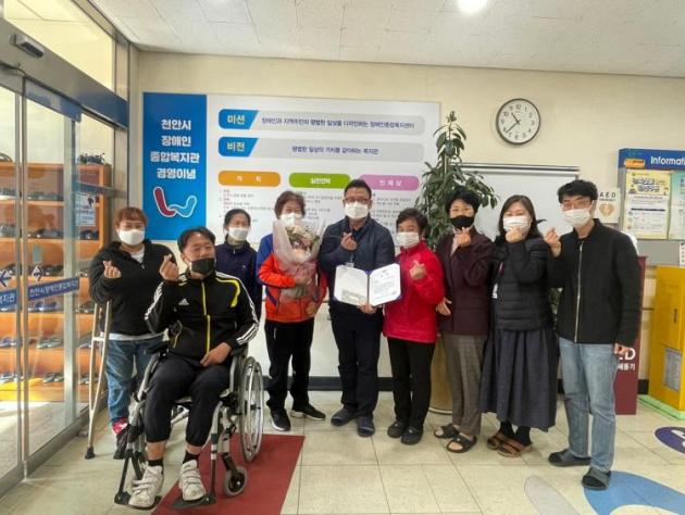 CTN - 확실하고 진실된 뉴스!-수필아 놀자 신연숙 고객, 제11회 충남문학제 일반부 우수상 수상 수필아 놀자 신연숙 고객, 제11회 충남문학제... 