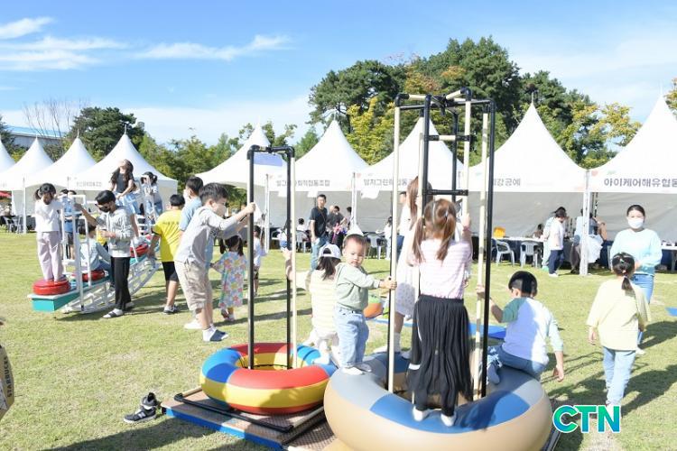 CTN - 확실하고 진실된 뉴스!-논산시, 논산시민공원에서 플리마켓 개최 논산시, 논산시민공원에서 플리마켓 개최
